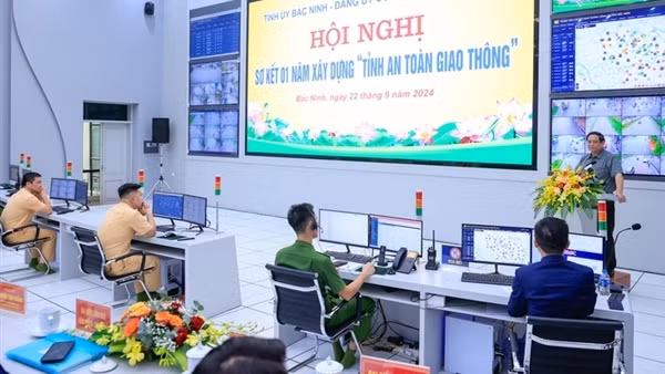 Thủ tướng đánh giá cao sáng kiến của Bộ Công an về thí điểm mô hình "Tỉnh ATGT"