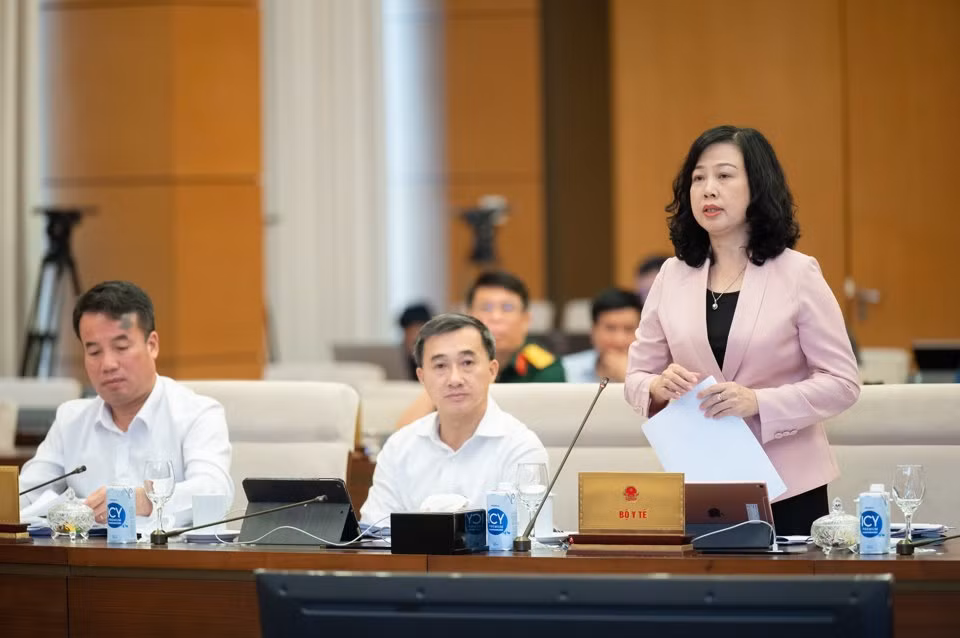 Chủ tịch Quốc hội: nên quy định bảo hiểm y tế có thể sử dụng trong toàn quốc -0