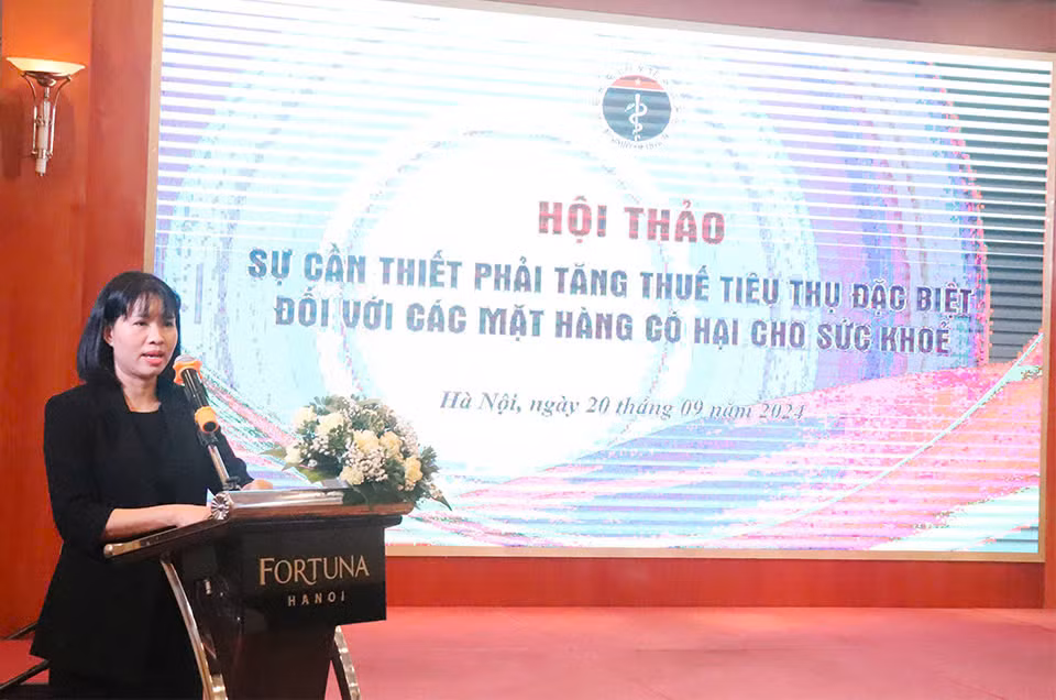 bà thuỷ.jpg -0