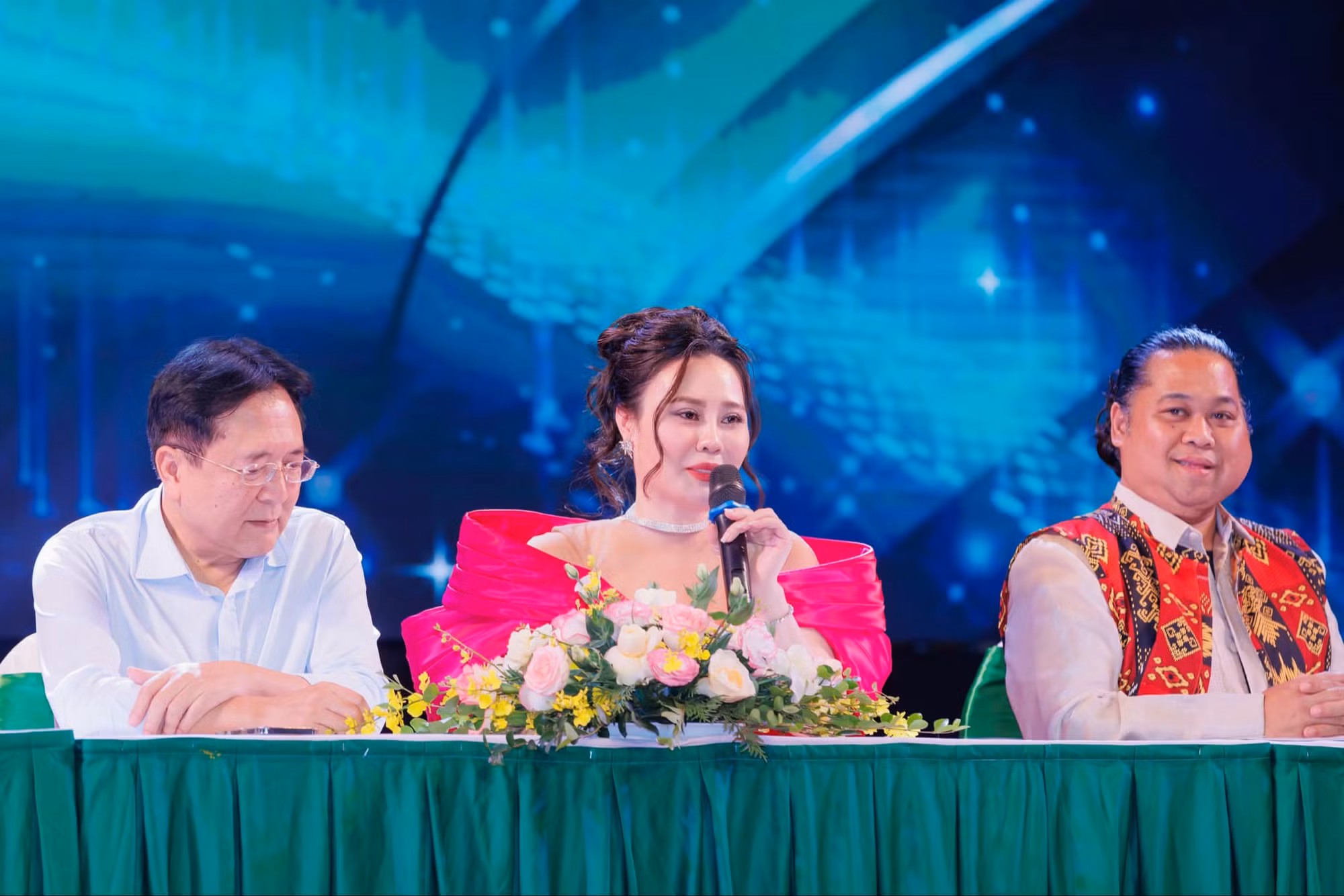 Cuộc thi Hoa hậu Đa văn hoá thế giới sẽ quảng bá văn hoá truyền thống Việt Nam -0
