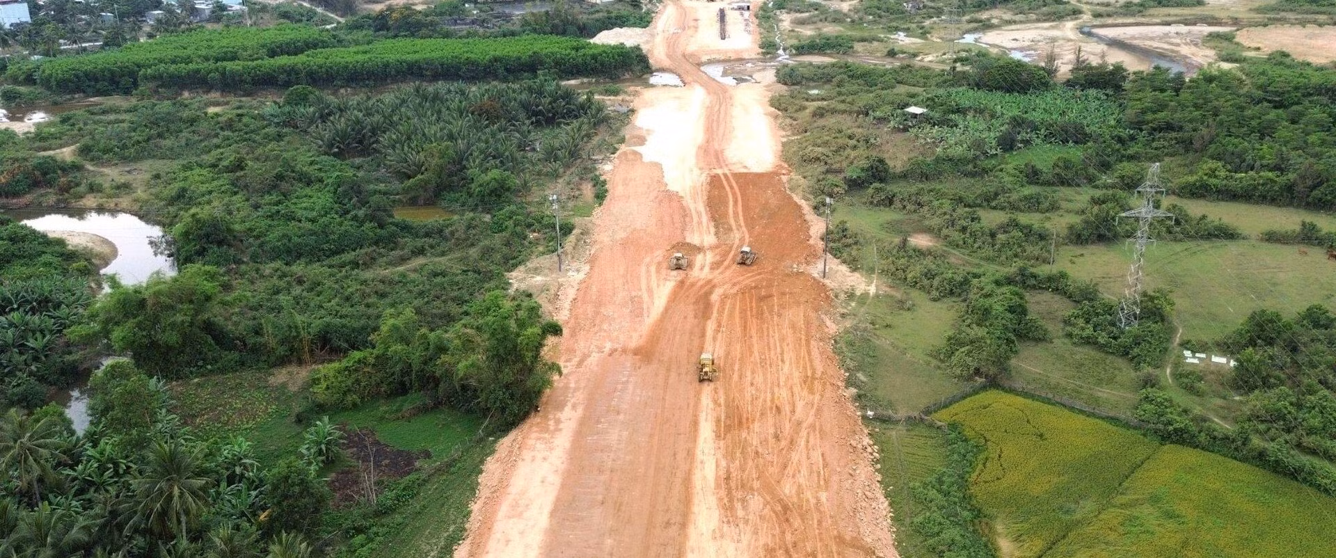 Tạm dừng lưu thông qua hầm Hải Vân trong 30 phút để nổ mìn thi công đường nối cảng Liên Chiểu (Đà Nẵng) -0