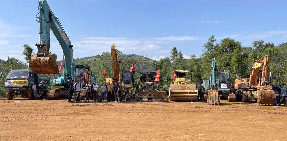 Khởi công xây dựng khu tái định cư thôn Làng Nủ -0