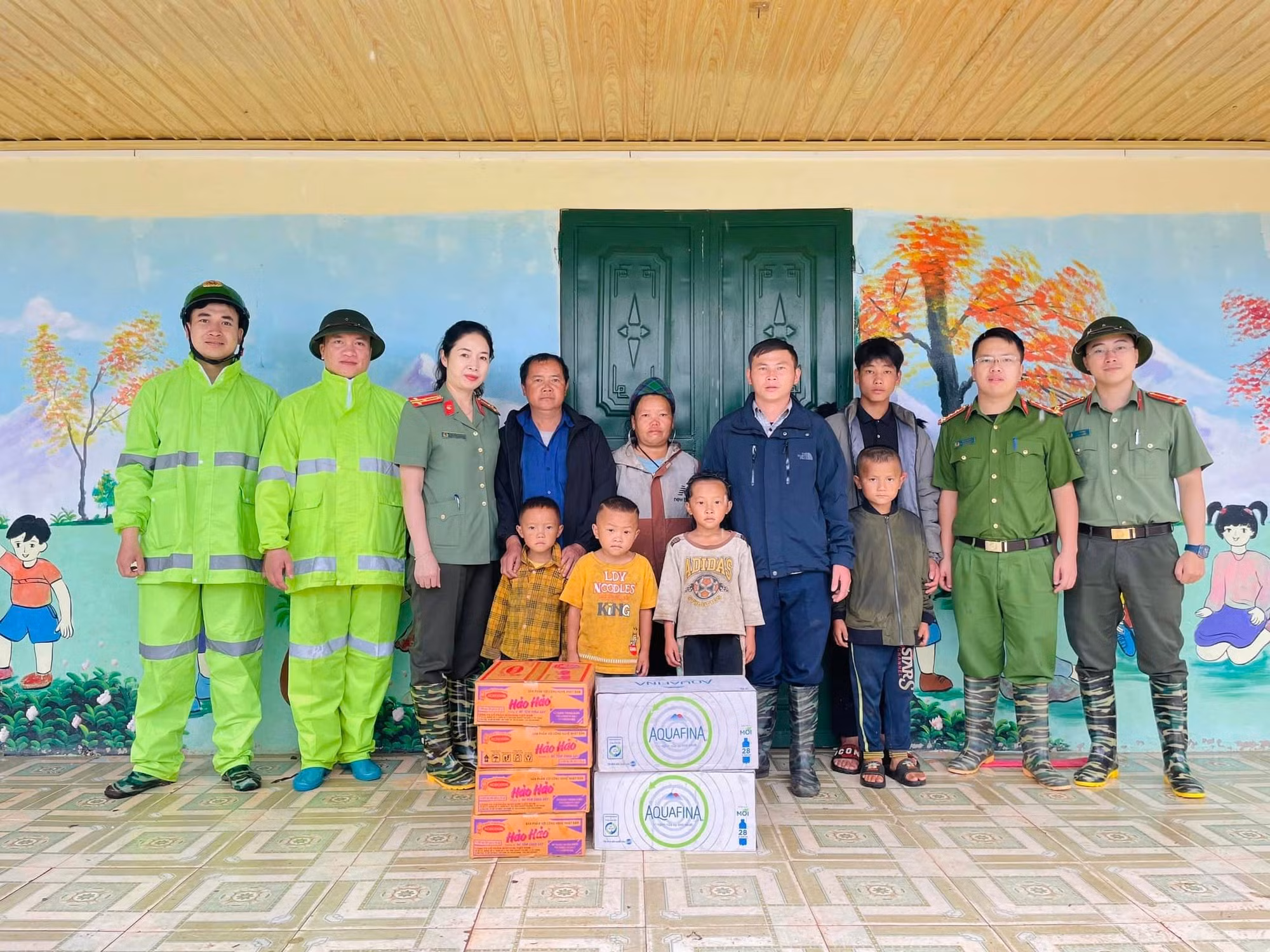 Lào Cai: Nỗ lực giúp dân khắc phục hậu quả sau lũ -0