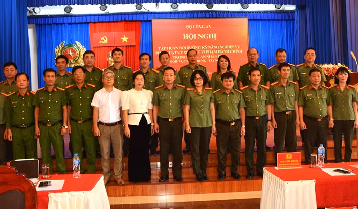 Nâng cao hiệu quả xử lý vi phạm hành chính trong CAND -0