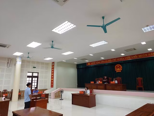 3 Phó Giám đốc Trung tâm đăng kiểm nhận án tù về tội nhận hối lộ -0