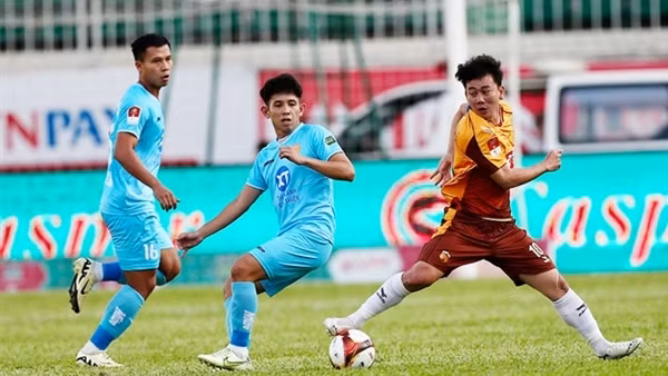 Vòng 3 V.League 2024-2025: Hoàng Anh Gia Lai đối đầu đương kim vô địch Nam Định