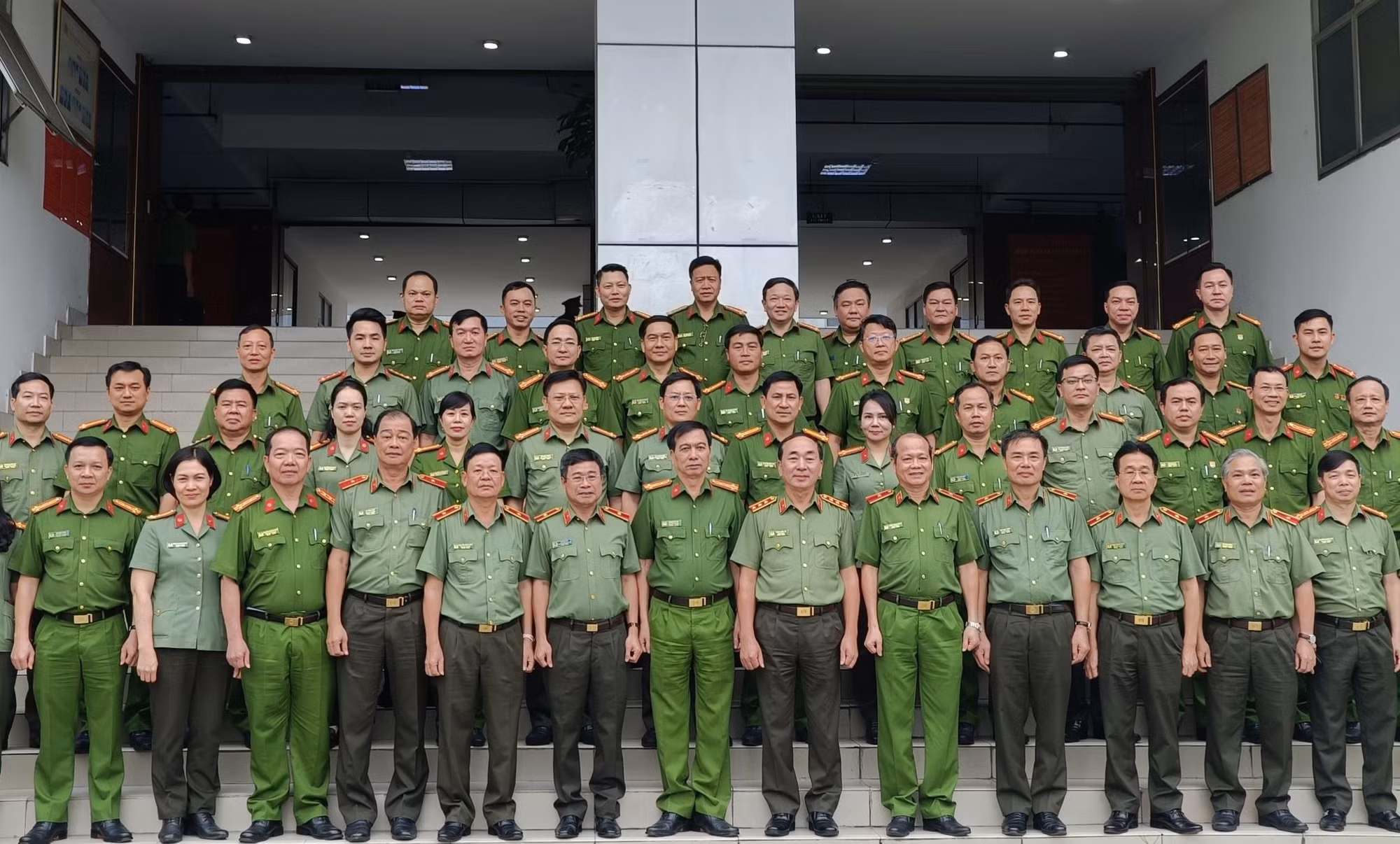 canh1.jpg -0