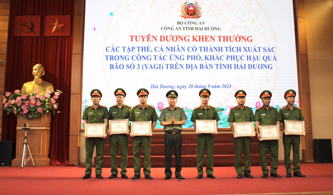 Chỗ dựa vững chắc cho cấp ủy, chính quyền và nhân dân trong tỉnh trong công tác ứng phó với thiên tai, mưa bão -1
