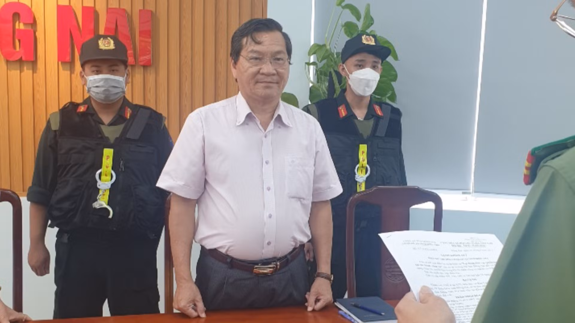 Bắt giam nguyên Hiệu trưởng và Trưởng phòng Tài chính - Kế hoạch Trường Đại học Đồng Nai -0
