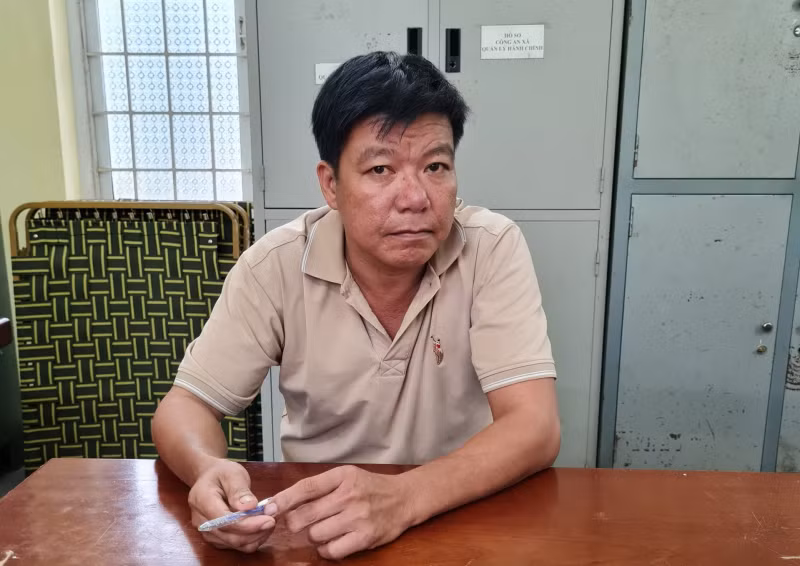 Thuê nhân công phá rừng để lấy đất trồng keo, một bị cáo lãnh án 1 năm tù -0