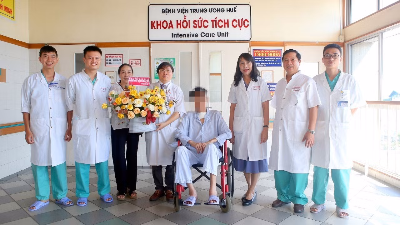 Bệnh nhân sốc nhiễm khuẩn huyết, suy đa tạng, viêm cơ tim được cứu sống trong gang tấc -0