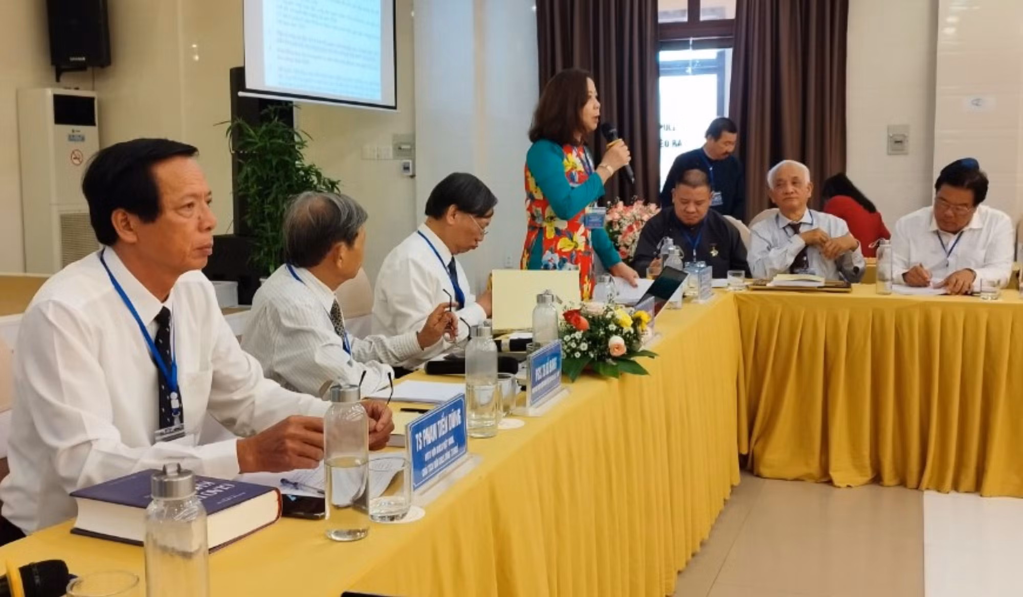 Hội thảo khoa học “Chúa Nguyễn với đất Phương Nam” -0