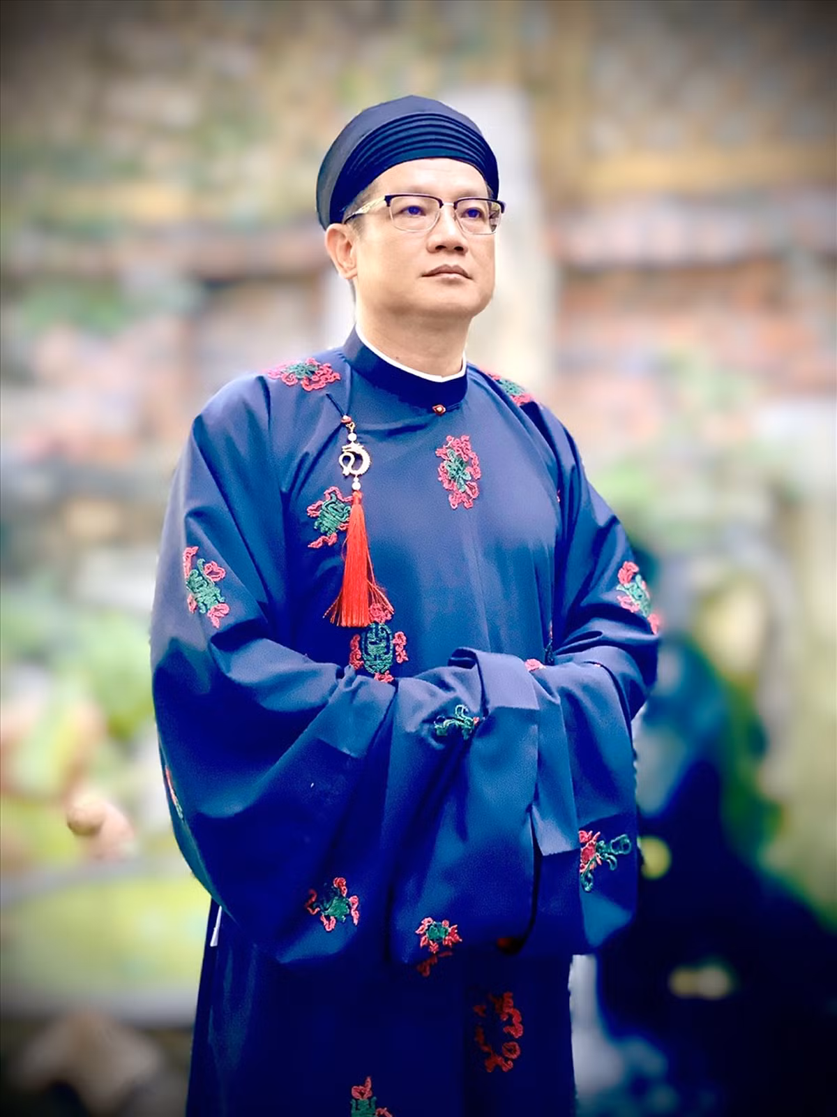 Trang phục truyền thống với dòng chảy thời đại -0