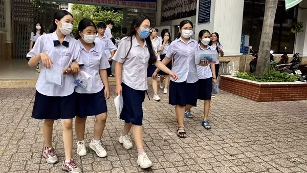 396 thí sinh vắng trong môn thi Toán tại TP Hồ Chí Minh
