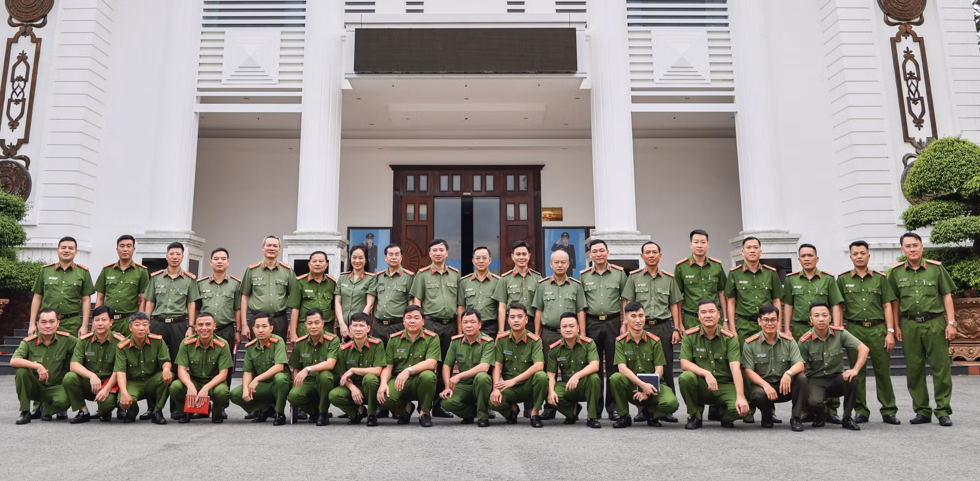 Trao đổi kinh nghiệm thực hiện Nghị quyết 12 của Bộ Chính trị và Đảng ủy Công an trung ương -0