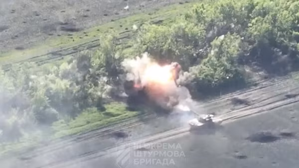 Nga: Ukraine phản công bất thành, mất 1.500 binh sĩ và 8 tăng Leopard