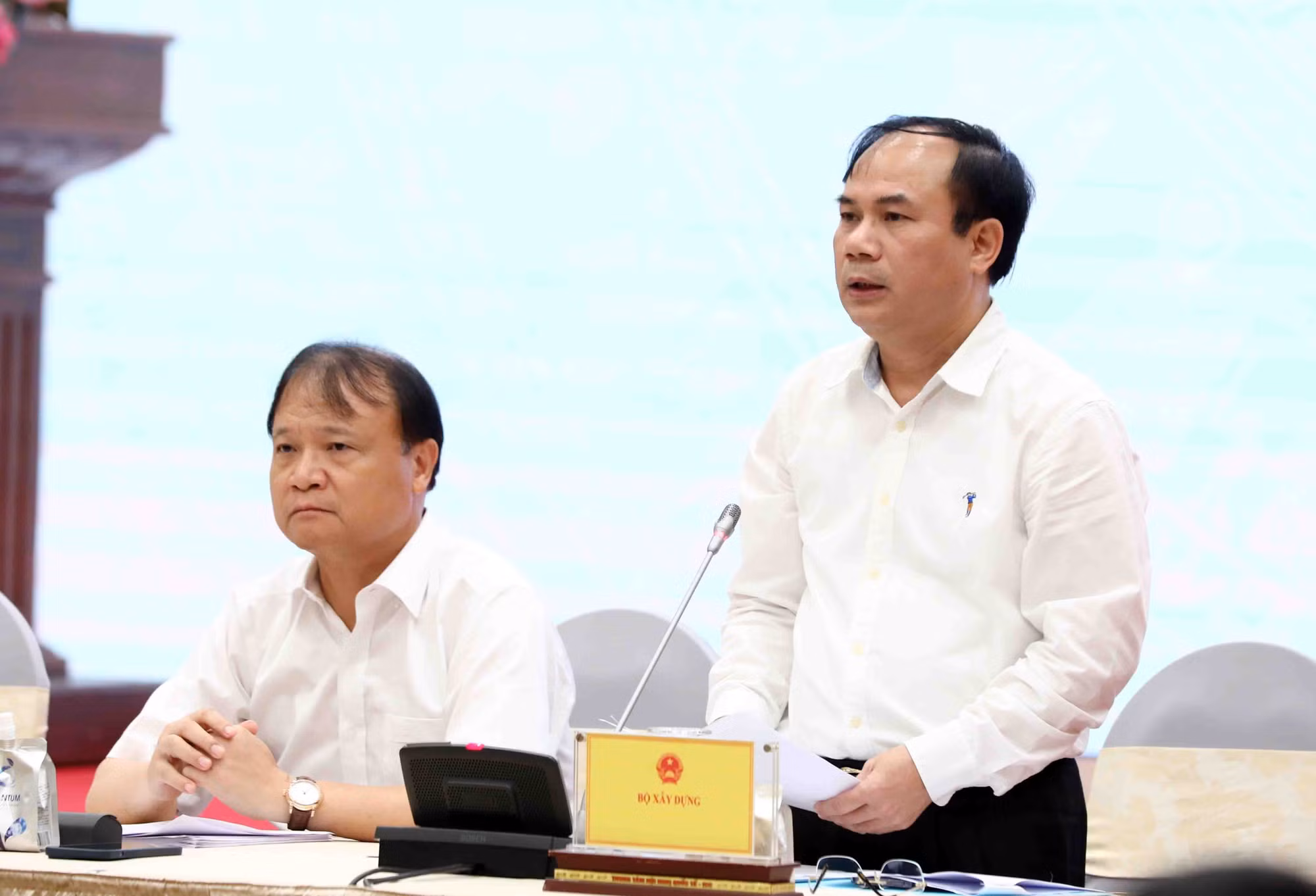 Dân bức xúc cò mồi trục lợi dự án nhà ở xã hội, Thứ trưởng Bộ Xây dựng nói gì? -0