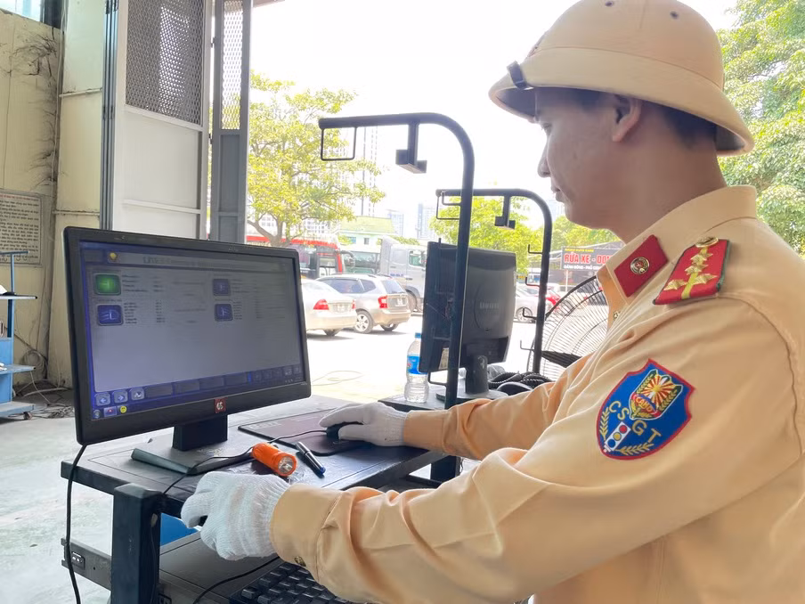 Từ 3/6: Giãn chu kỳ kiểm định với gần 2 triệu xe cá nhân đến 9 chỗ -0