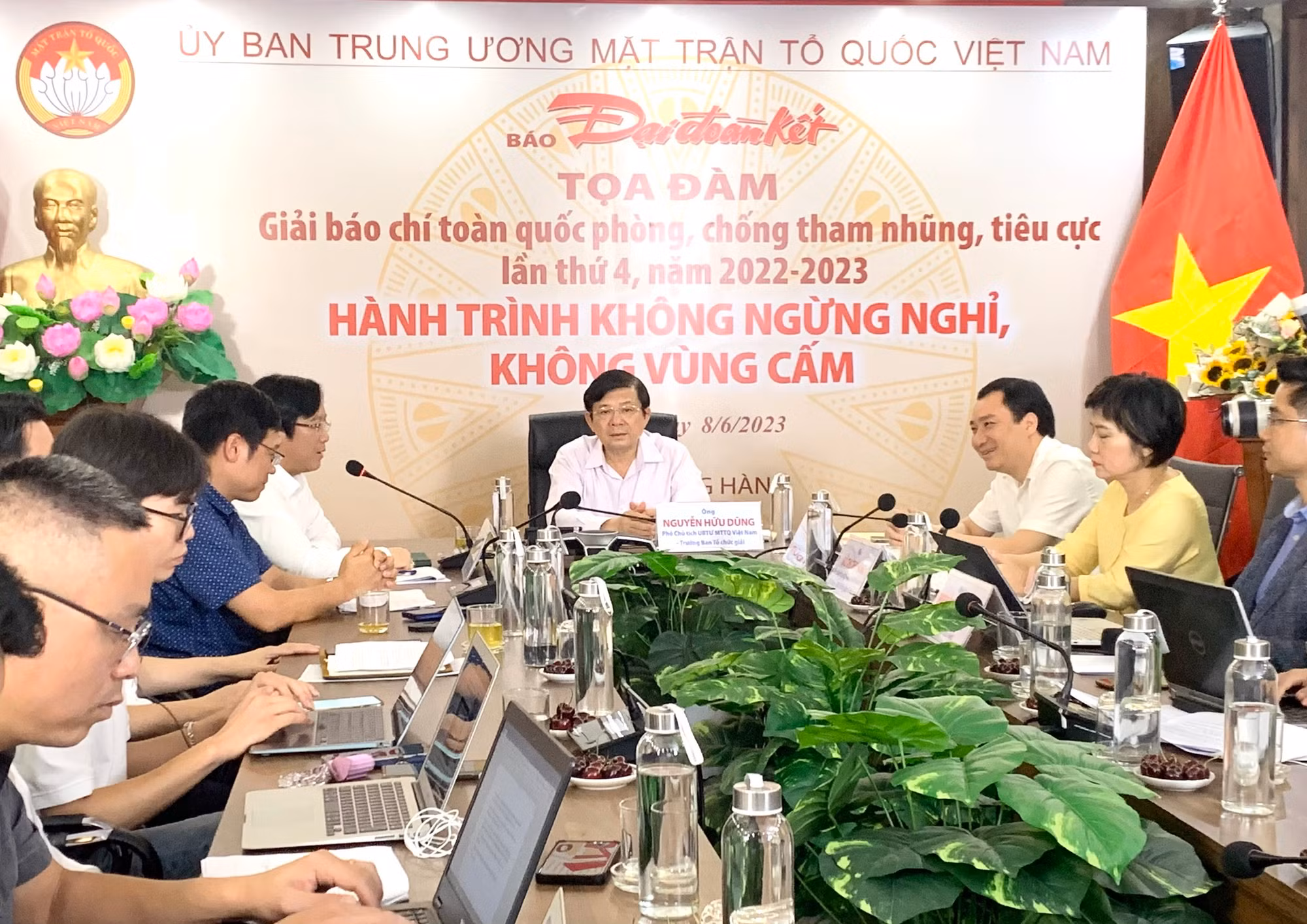 Tọa đàm về giải báo chí phòng chống tham nhũng, tiêu cực lần thứ tư “Hành trình không ngừng nghỉ, không vùng cấm” -0