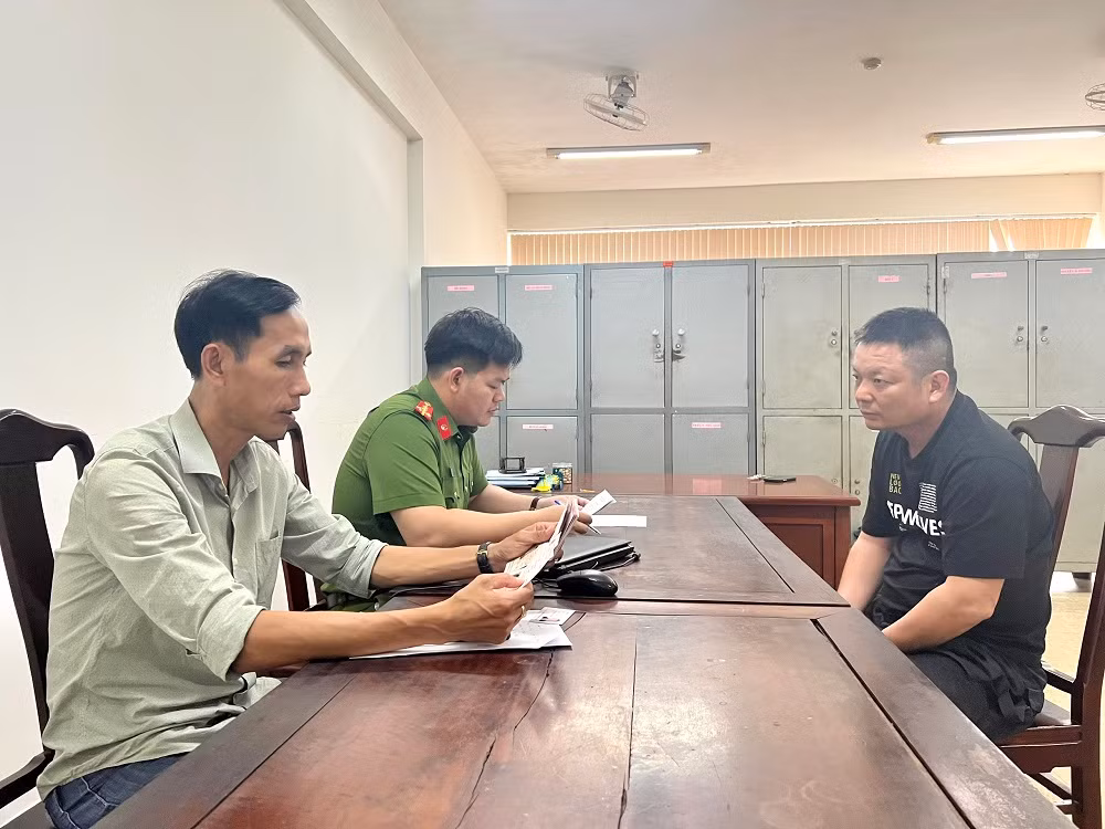 Bắt đối tượng người Trung Quốc 