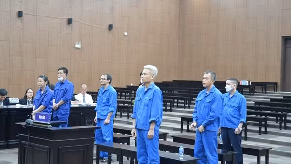 Xét xử cựu Chủ tịch và cựu Tổng Giám đốc Cienco1 vì tự ý xóa nợ hàng trăm tỷ đồng