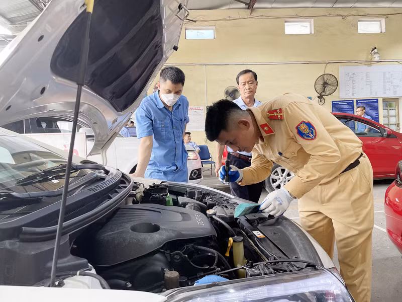 Chủ xe cần lưu ý gì khi phương tiện được giãn chu kỳ kiểm định? -0