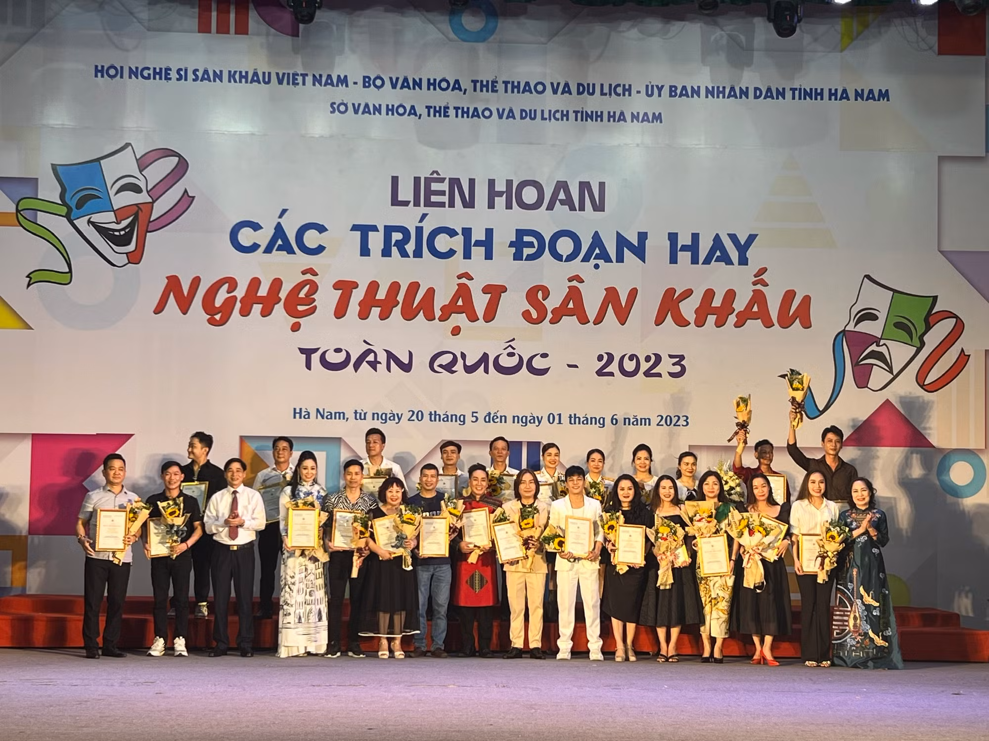 Bế mạc Liên hoan các trích đoạn hay nghệ thuật Sân khấu toàn quốc năm 2023 -0