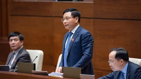 Đại biểu truy trách nhiệm "đánh chuột vỡ bình" trong đăng kiểm của Bộ trưởng Bộ Giao thông vận tải