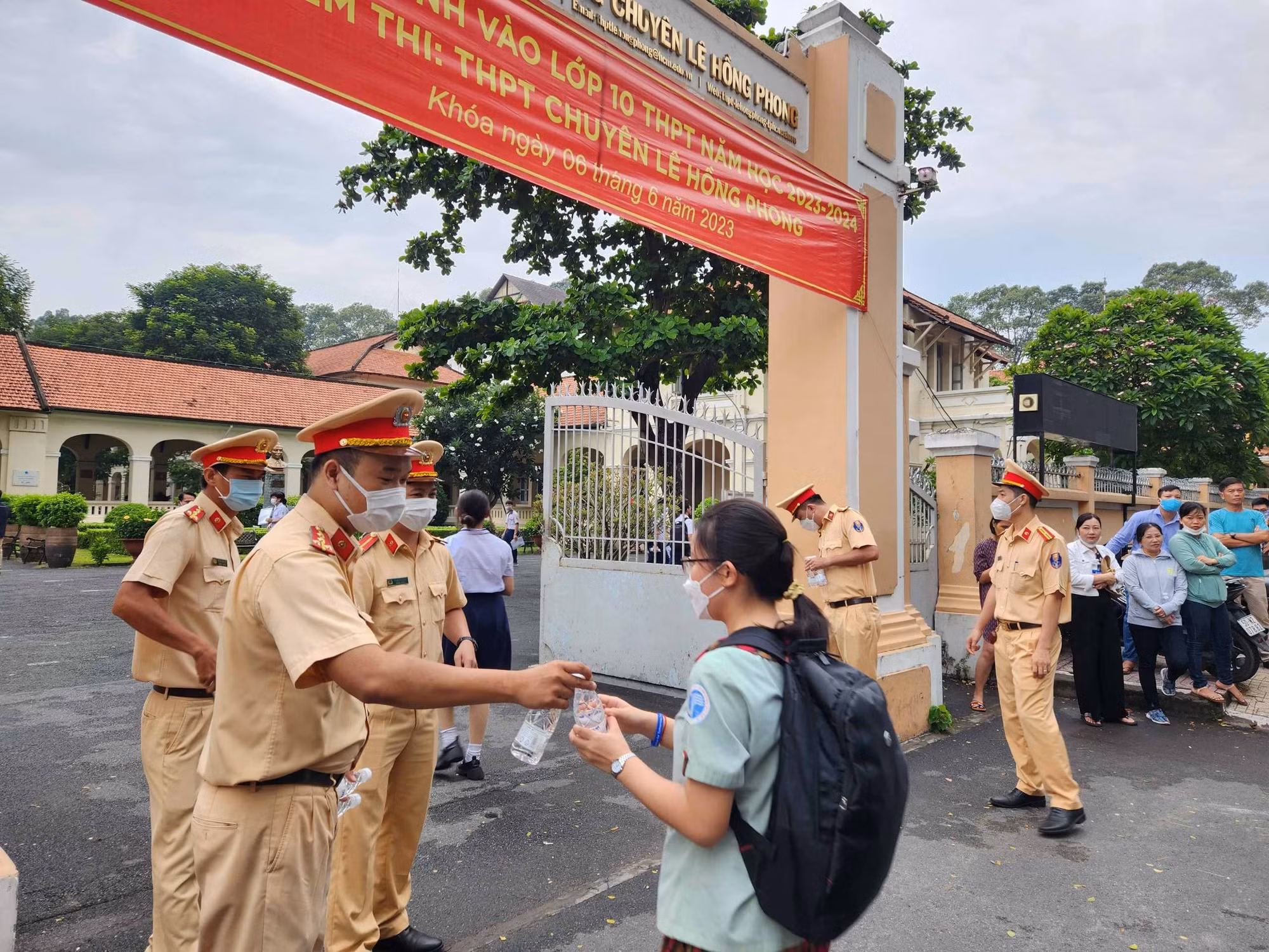Công an TP Hồ Chí Minh chủ động đảm bảo trật tự, an toàn giao thông phục vụ kỳ thi lớp 10 -0