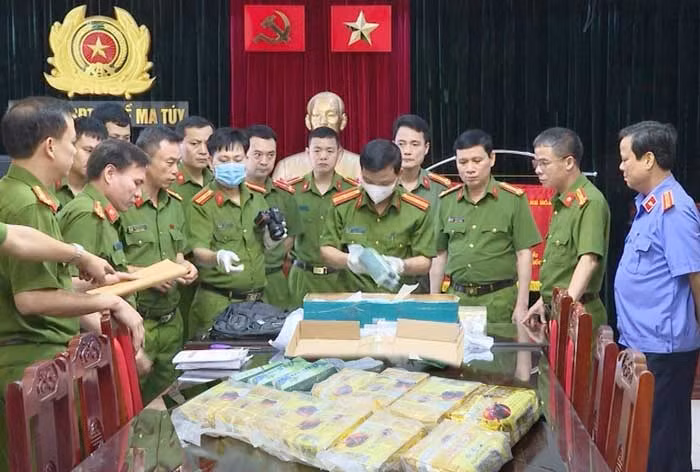 Khi “Bố già” buôn cái chết trắng sa lưới -0