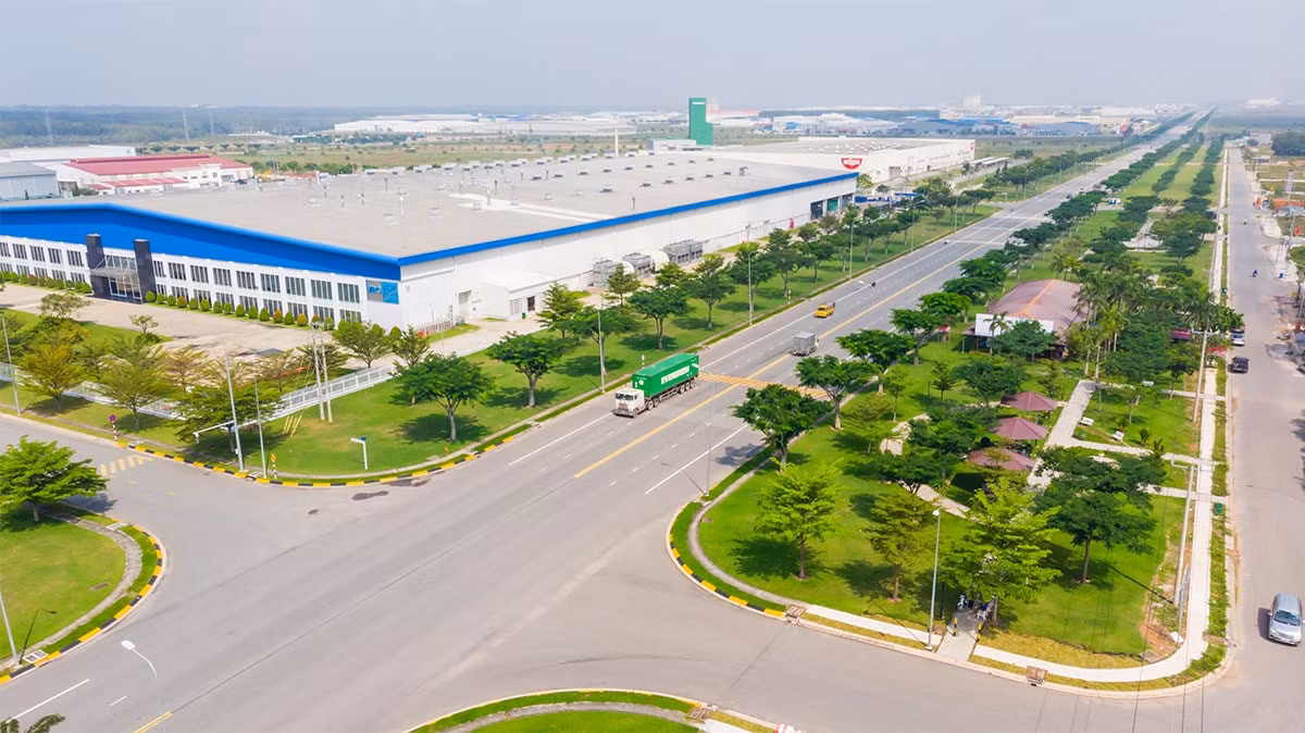Thu nhập bình quân đầu người của tỉnh Bình Dương tăng 103 lần sau 25 năm -0