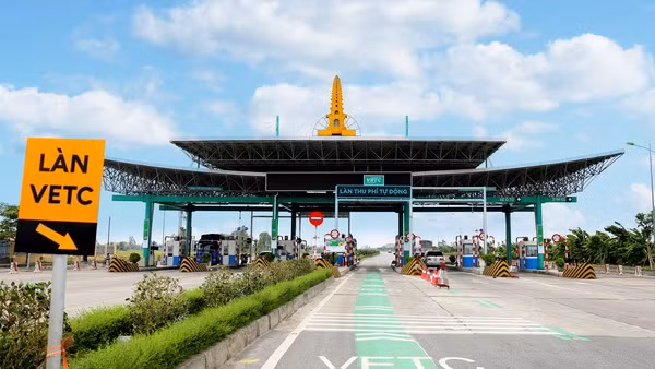 Từ 1/8 thu phí không dừng trên cao tốc vào Đà Lạt ảnh 3