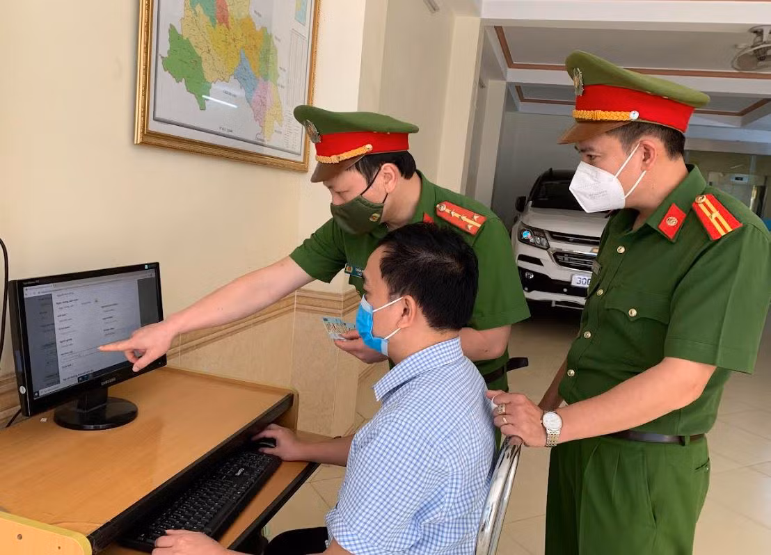 Đẩy mạnh khai báo lưu trú qua dịch vụ công trực tuyến -0