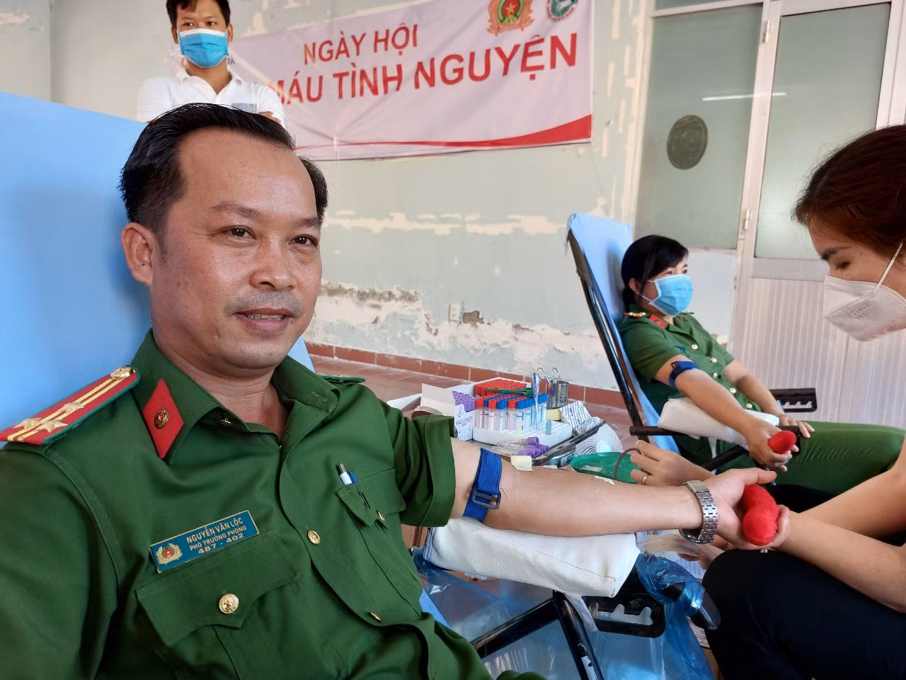 Hàng trăm CBCS Công an tỉnh Sóc Trăng hiến máu nhân đạo -0
