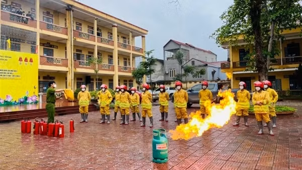 Ra mắt mô hình “Ký túc xá an toàn về an ninh trật tự" ảnh 3