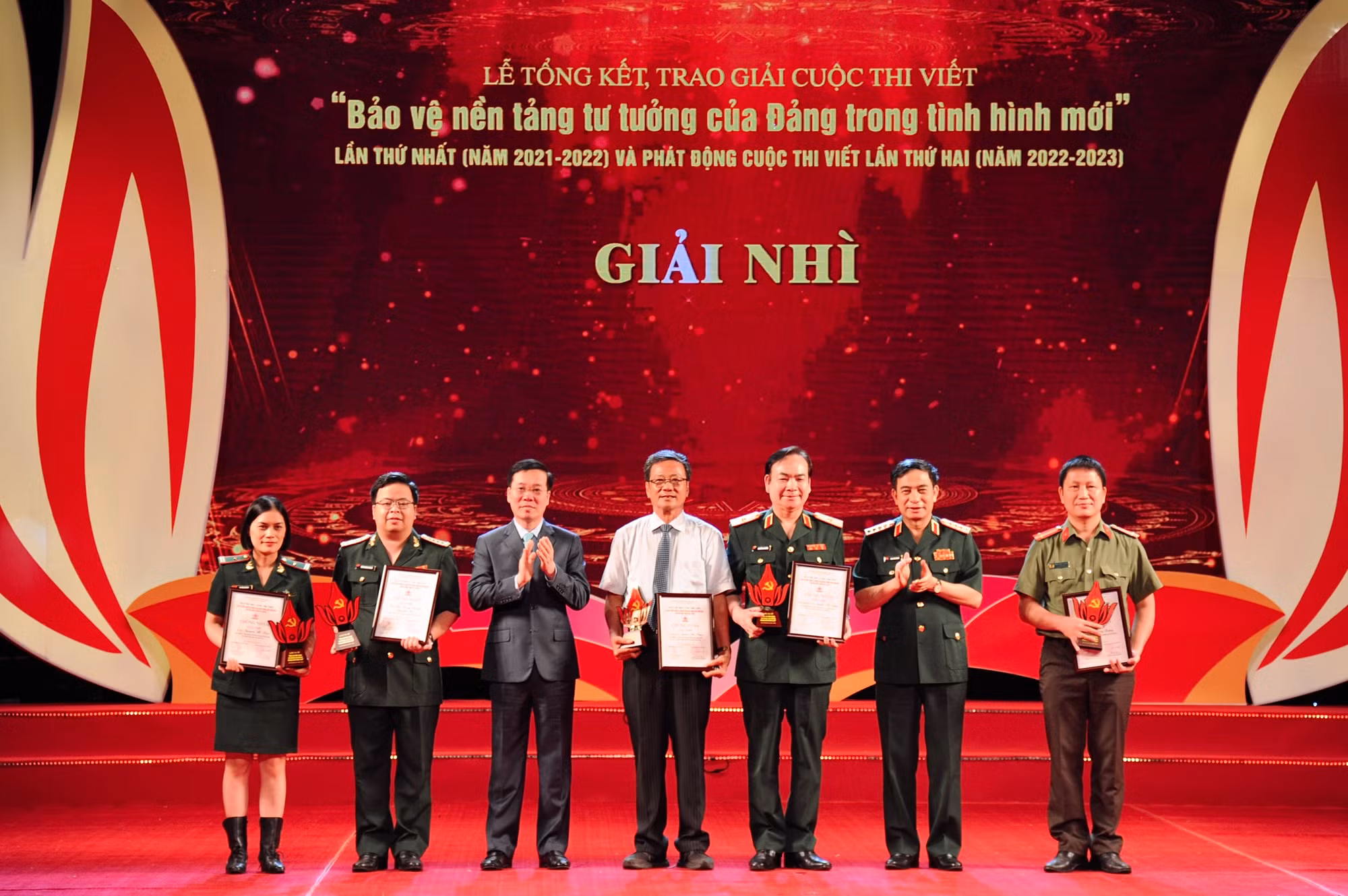 Tăng cường bảo vệ nền tảng tư tưởng của Đảng trong tình hình mới -0