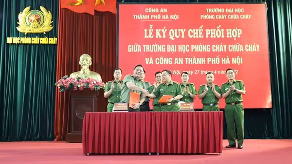 Công an TP Hà Nội và Trường Đại học PCCC ký kết quy chế phối hợp