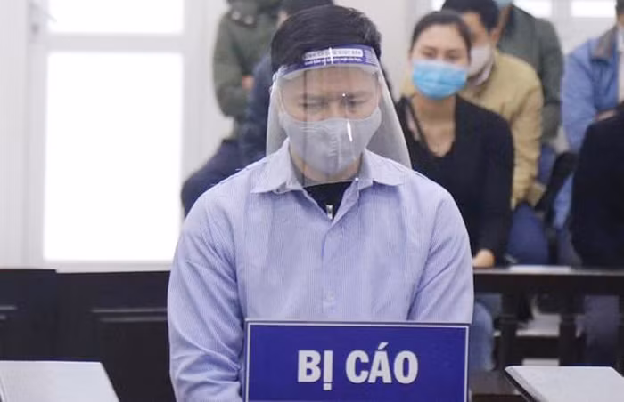 Giám đốc lừa bán nhà ở xã hội bị tăng án thêm 2 năm tù -0