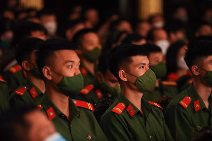 “Tự hào người chiến sĩ CAND Việt Nam”: Đêm hoà nhạc lộng lẫy tại “thánh đường nghệ thuật” -1