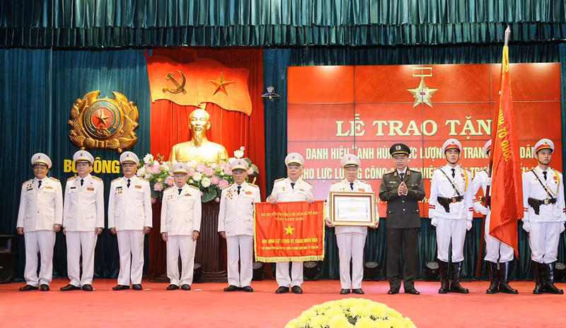 Từ “Vì miền Nam ruột thịt” đến “Vì bình yên cuộc sống” hôm nay -0