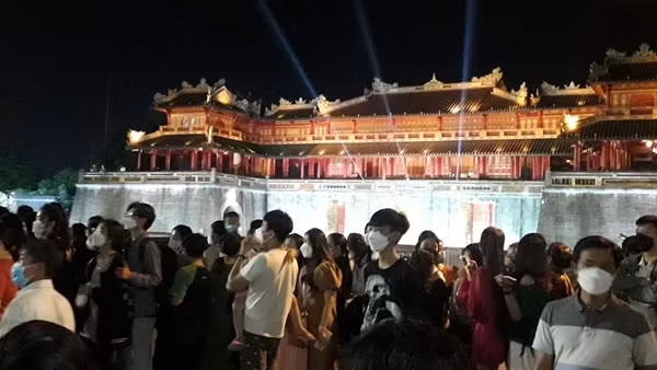 Xây dựng nhãn hiệu “Huế - Kinh đô ẩm thực” để thúc đẩy du lịch ảnh 2