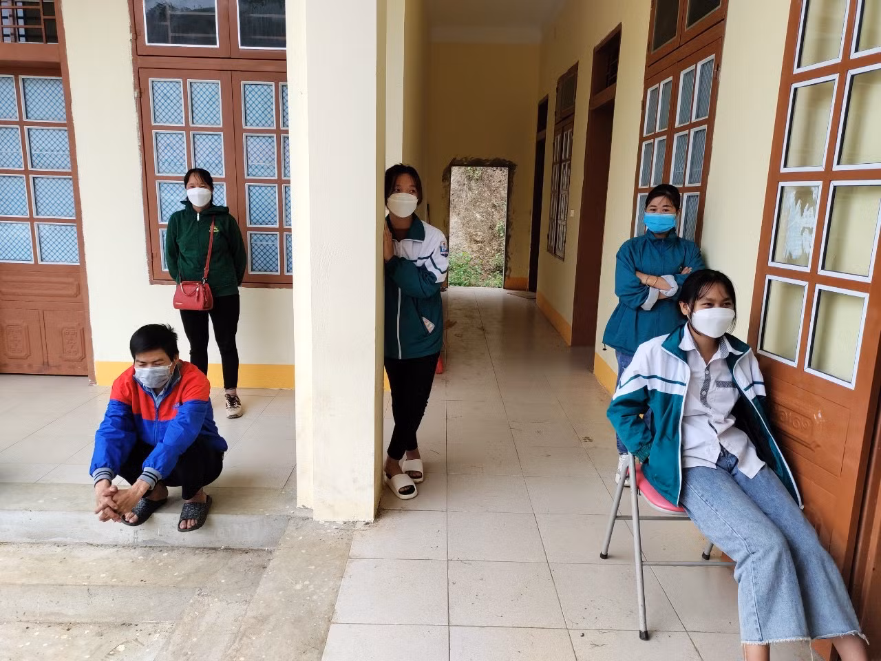 Công an huyện Mộc Châu xuống xã cấp CCCD và định danh điện tử cho người dân -4