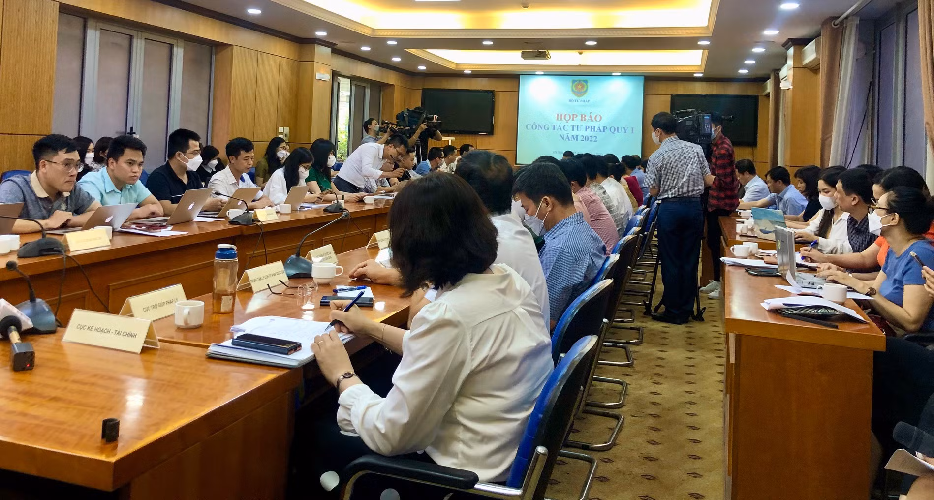 Việc đấu giá biển số xe đẹp không có vướng mắc gì -0