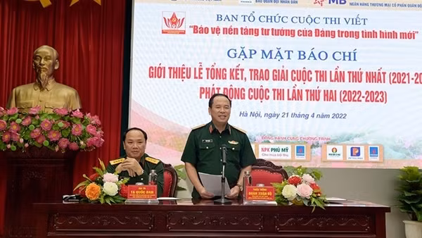 Báo CAND đoạt Giải Nhì Cuộc thi viết “Bảo vệ nền tảng tư tưởng của Đảng trong tình hình mới”