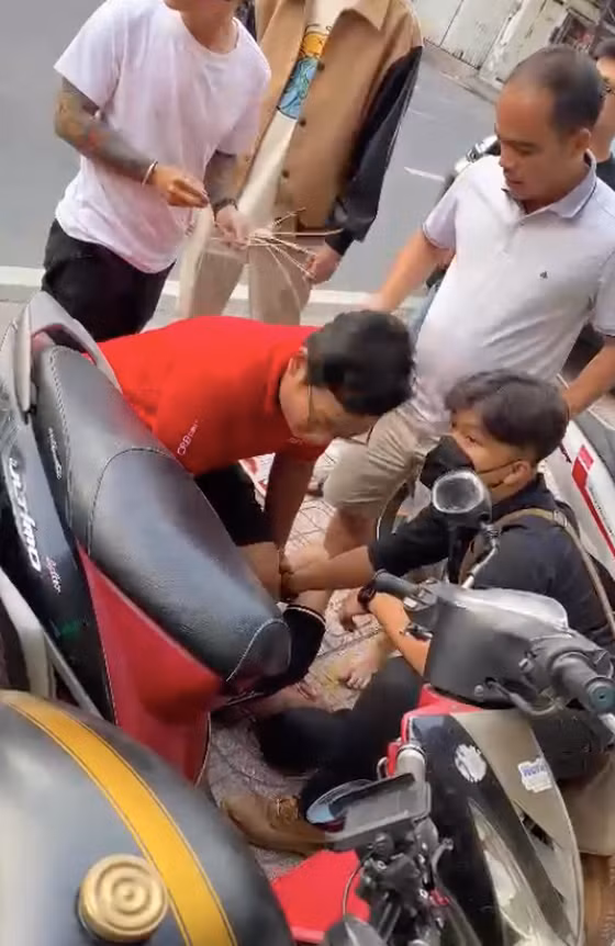 Lãnh đạo Bộ Công an gửi Thư khen Trung tá Lê Hoàng Việt Lâm, giảng viên Đại học An ninh nhân dân dũng cảm bắt cướp -0