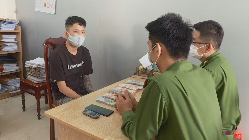 Cảnh giác với thủ đoạn lập công ty “ma” lừa bán hàng trên mạng -0