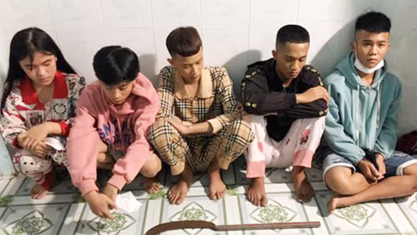 Triệt phá băng cướp giả gái ở Đồng Nai