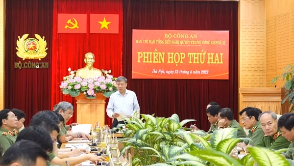 Tổng kết Nghị quyết Trung ương 8 khóa XI trong CAND đạt hiệu quả, toàn diện