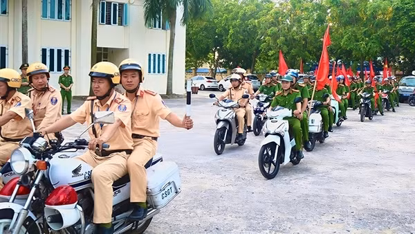 Trau dồi bản lĩnh, đấu tranh đẩy lùi tội phạm