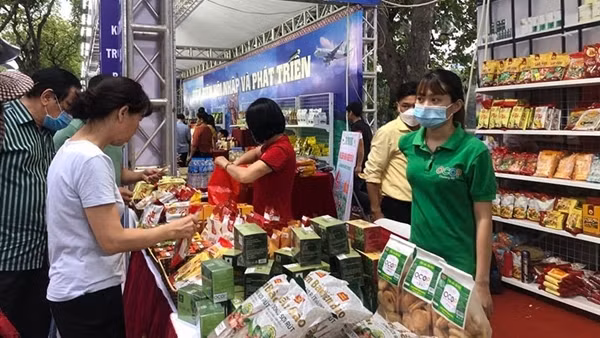 Hiến kế để đặc sản vùng miền đến tay người tiêu dùng